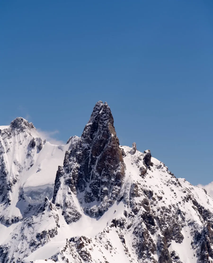 La Dent du Géant, sentinelle des cieux