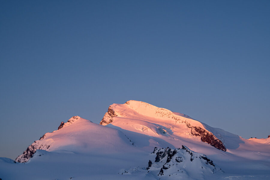 Premières lumières sur le Strahlhorn